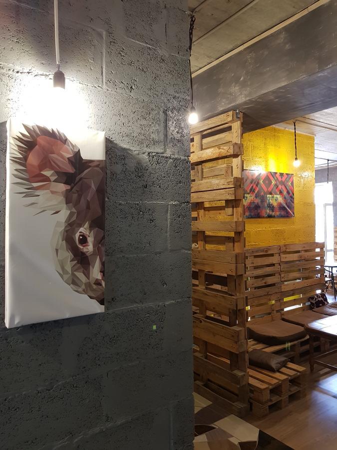 Travel Station Hostel Ивано-Франкивск Екстериор снимка